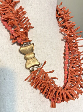 Rare Vintage CADORO Multi Strand Faux Coral Branch Necklace Bow Clasp 1960's